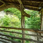 Alloggio per agriturismo Circolo Dell'orso *